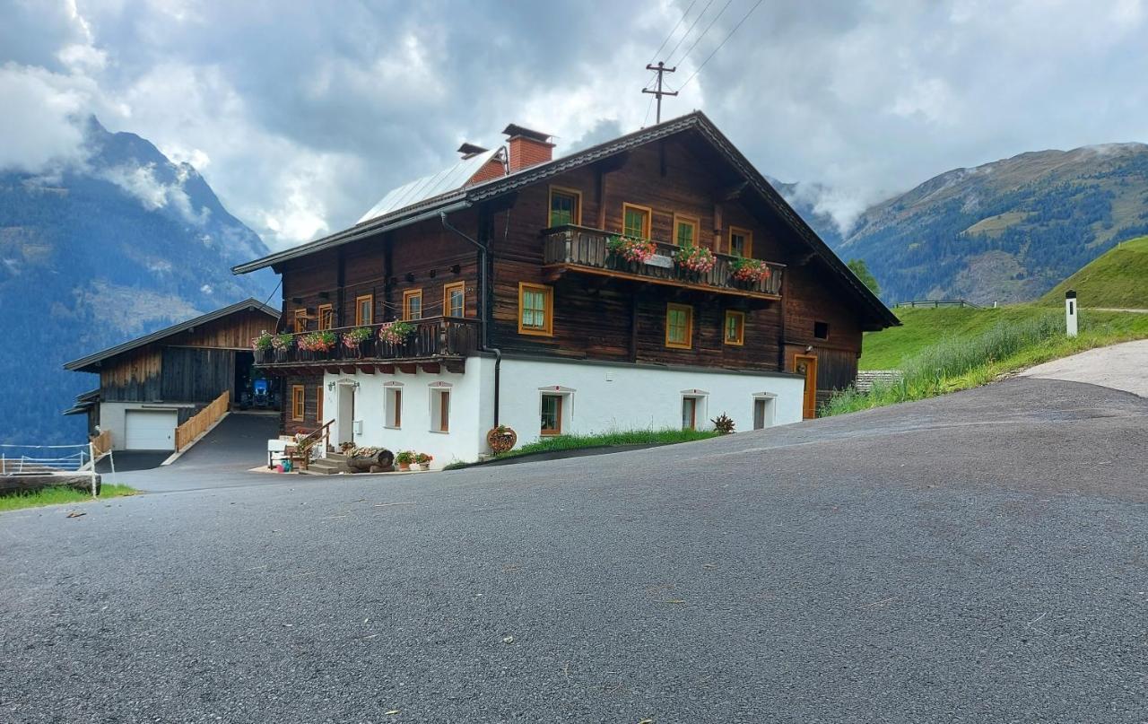 Stoffelehof Daire Großkirchheim Dış mekan fotoğraf